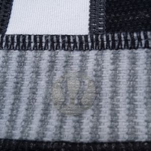 Lululemon grey size 6 leggings